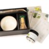 Matcha Geschenkset mit Schale, Besen, Löffel Premium Matcha k.b.A. 30 g inkl. 3 Produktkarte