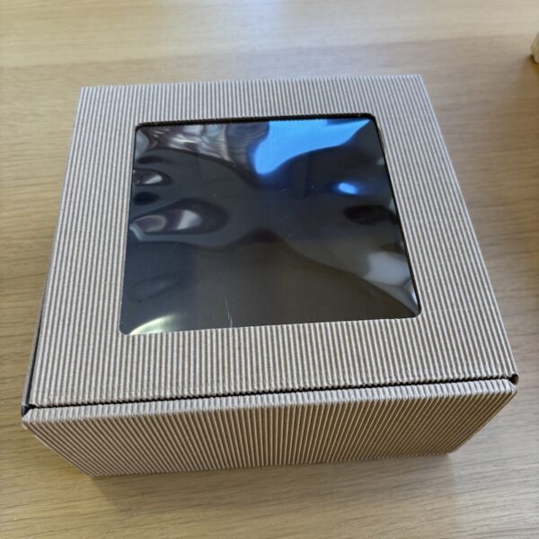 Geschenkbox mit Sichtfenster Natur