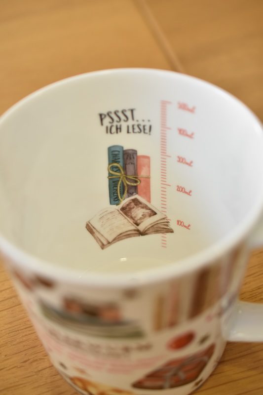 Becher_bücherwürm_idsteiner_teeladen_3 Tasse Bücherwurm 300ml